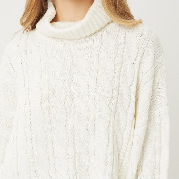 OFF WHITE CABLE KNIT TURTLENECK SWEATER - Picture 2 of 2